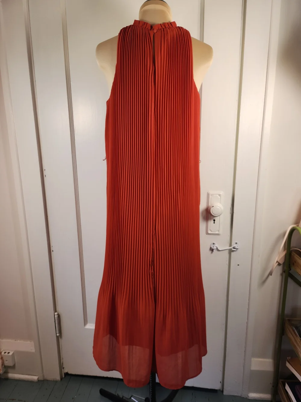 A New Day Sleeveless Pleated Midi Dress in Rust Orange XS